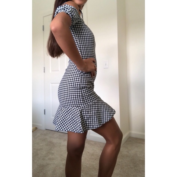 Gingham (checkered) Dress - Picture 3 of 4